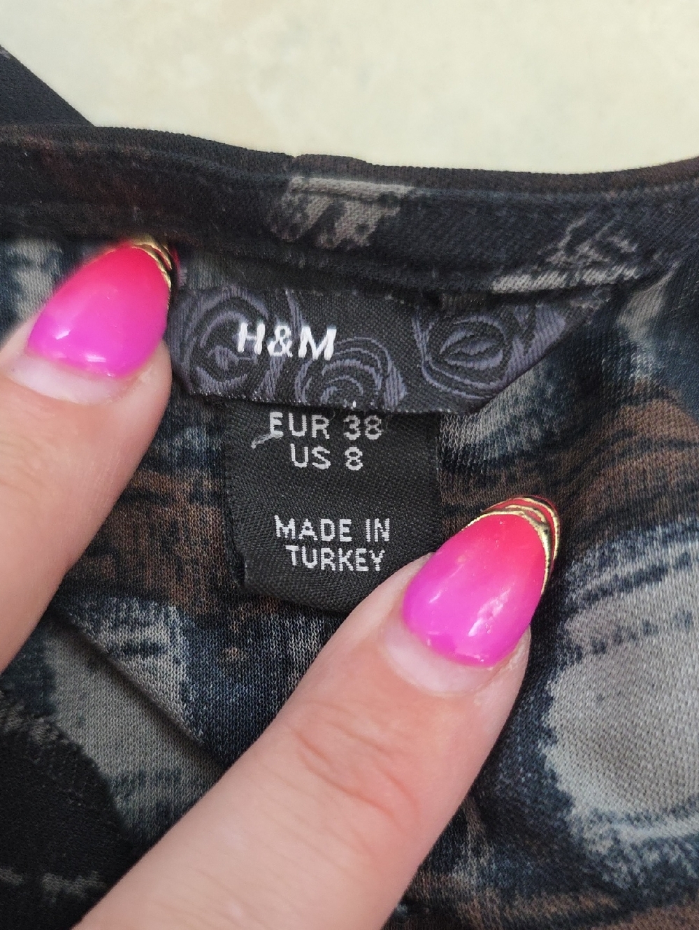 H&M Faux Wrap Dress 8 - Picture 5 of 5